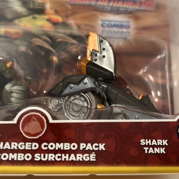 Skylanders SuperChargers Combo pack Shark Shooter Terrafin & Tank - Picture 4 of 4